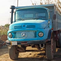 شاحنات • للبيع