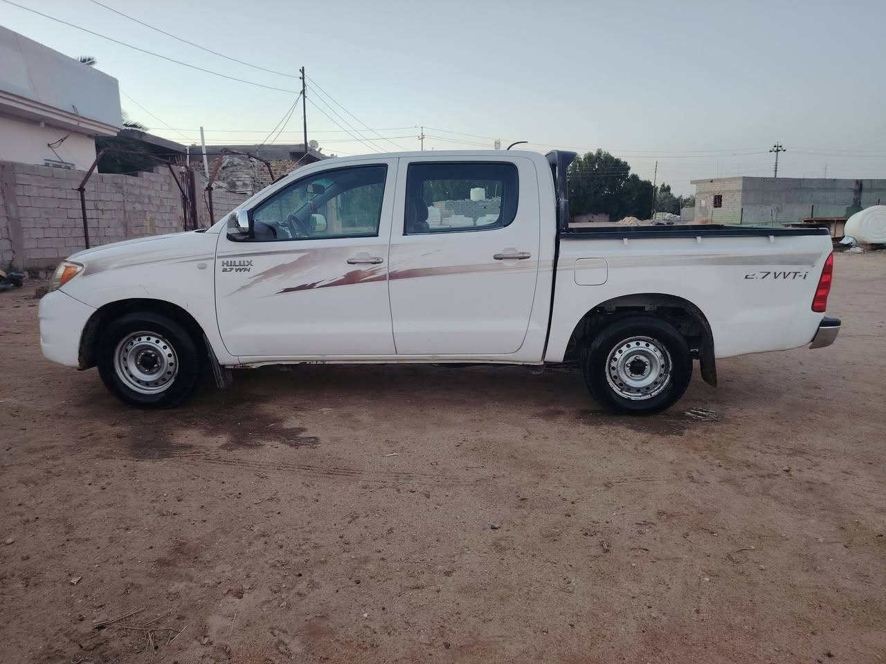 سلام عليكم سياره فلاونزه هايلوكس مديل 2008 رقم بابل سياره موجوده في كربلاء سعر 135 وبيه مجال قليل  لستفسار ***********
