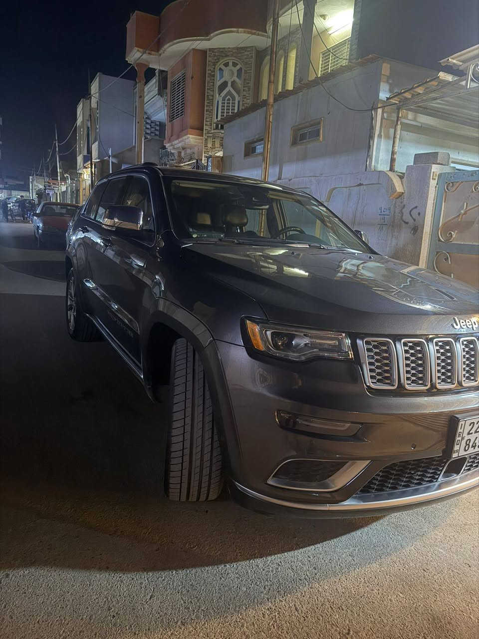 🚙🔥 Jeep Grand Cherokee 2021 للبيع 🔥🚙
سيارة نظيفة جداً ومواصفات كاملة 👌
✅ سومات
✅ جكات
✅ رادارات
✅ حساسات أمامي وخلفي
✅ نقاط عمياء
✅ كشن (تدفئة + تبريد)
✅ تبريد خلفي
✅ دفع رباعي (فور ويل)
✅ ممشى 19,500 فقط

💲 السعر: 36,500 دولار

السيارة استعمال خفيف وحالة ممتازة، جاهزة للفحص 🌟
📞 للتواصل: ***********
