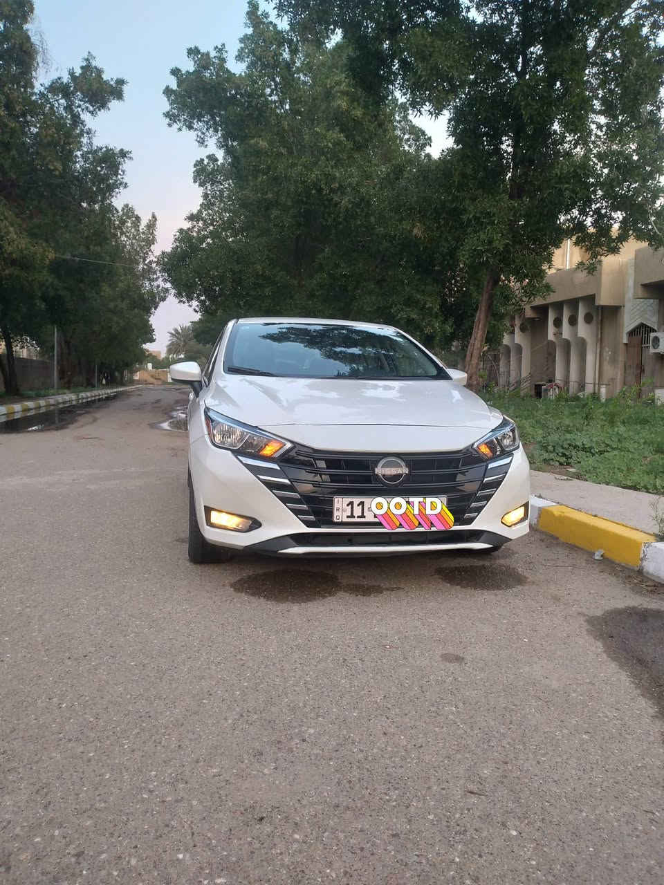 اللهم صل على محمد وآل محمد 
نيسان فيرسا  2024  SV  للبيع رقم بغداد بسمي شاشة كامرة بصمة تحكمات رادارات جانبيه توقف ذاتي أمامي خلفي تنبيه الخروج عن المسار شحن لاسلكي ماشيه 15الف ميل السعر 145 للإستفسار *********** ابو زهراء الجابري
