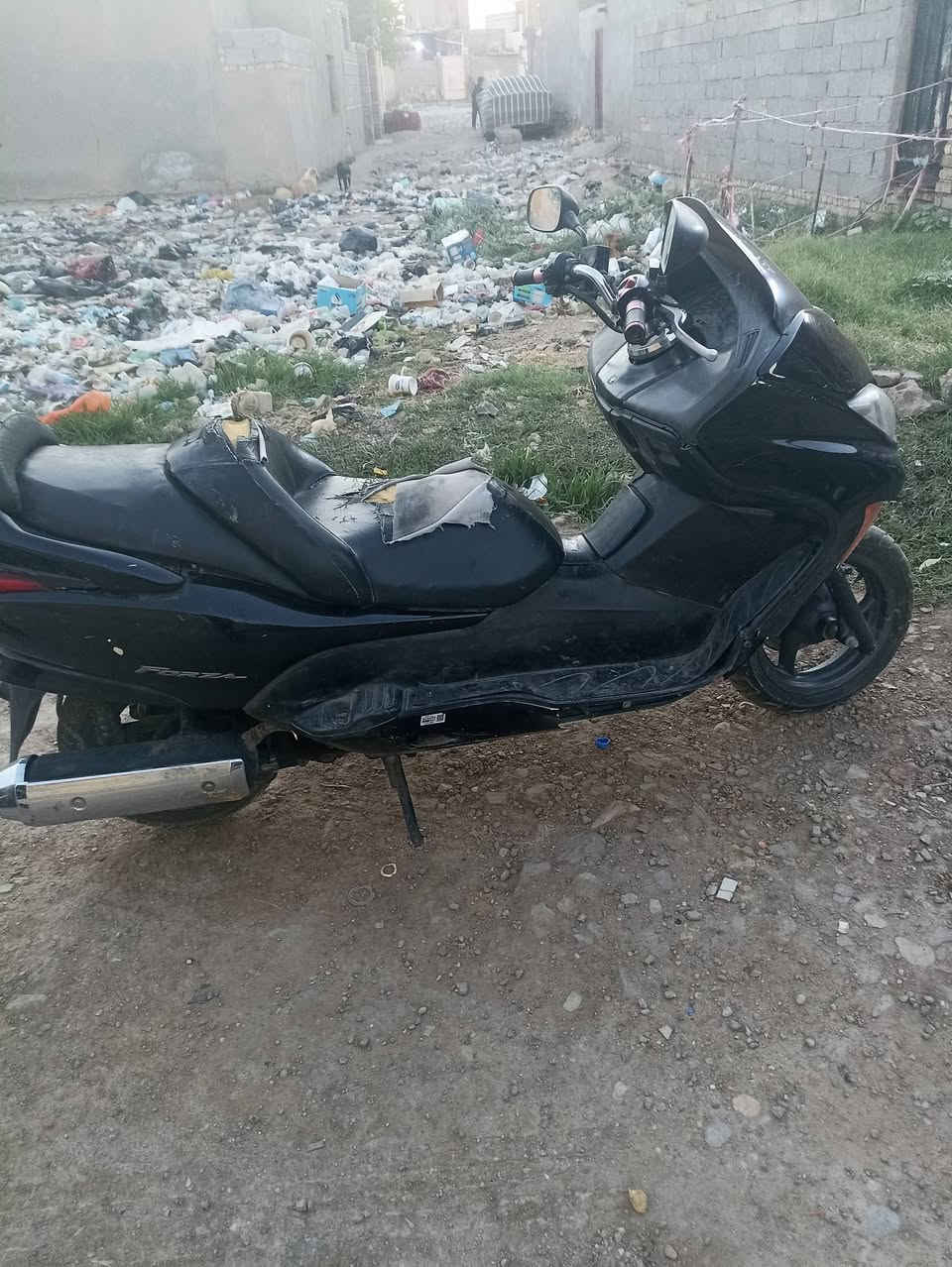 سلام عليكم درجه صفر 8عوزها بس باتري 350وبيها مجال ***********
