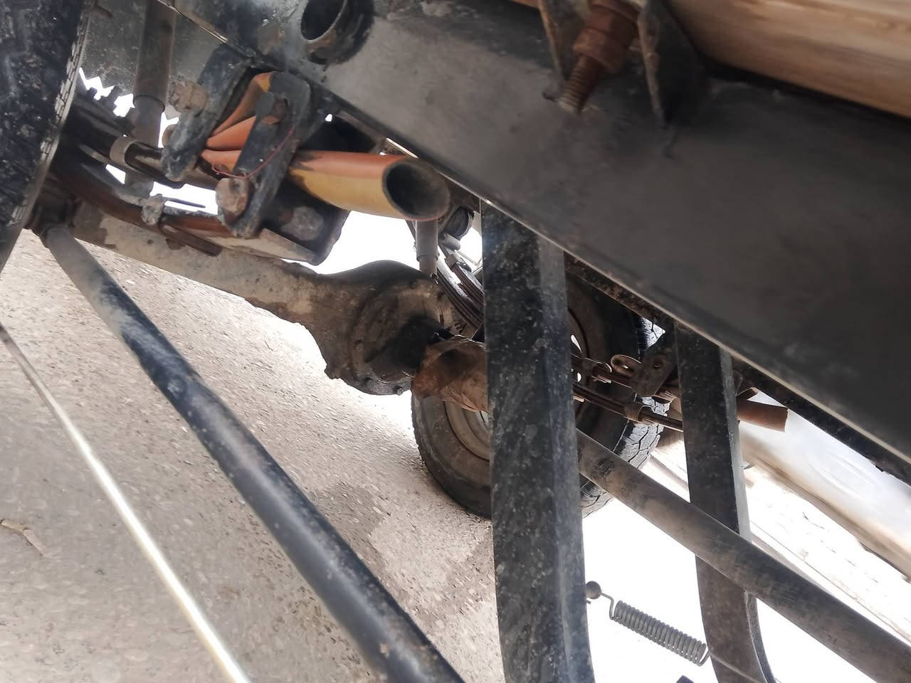 السلام عليكم ستوته اللبيع موديل 16مكينه23 مكينه تحريكه ومعدل وياله نضاف شاصي مامكسور دبلات شغاله فول ستوته مال مخضر مابيها بودي عل وضعها أبيعها السعر 750وبيها مجال شراي علق. وتعال خاص


**إذا كنت صاحب هذا الإعلان وتريد حذفه لأي سبب، رجاءا أرسل رسالة إلى الدعم الفني**