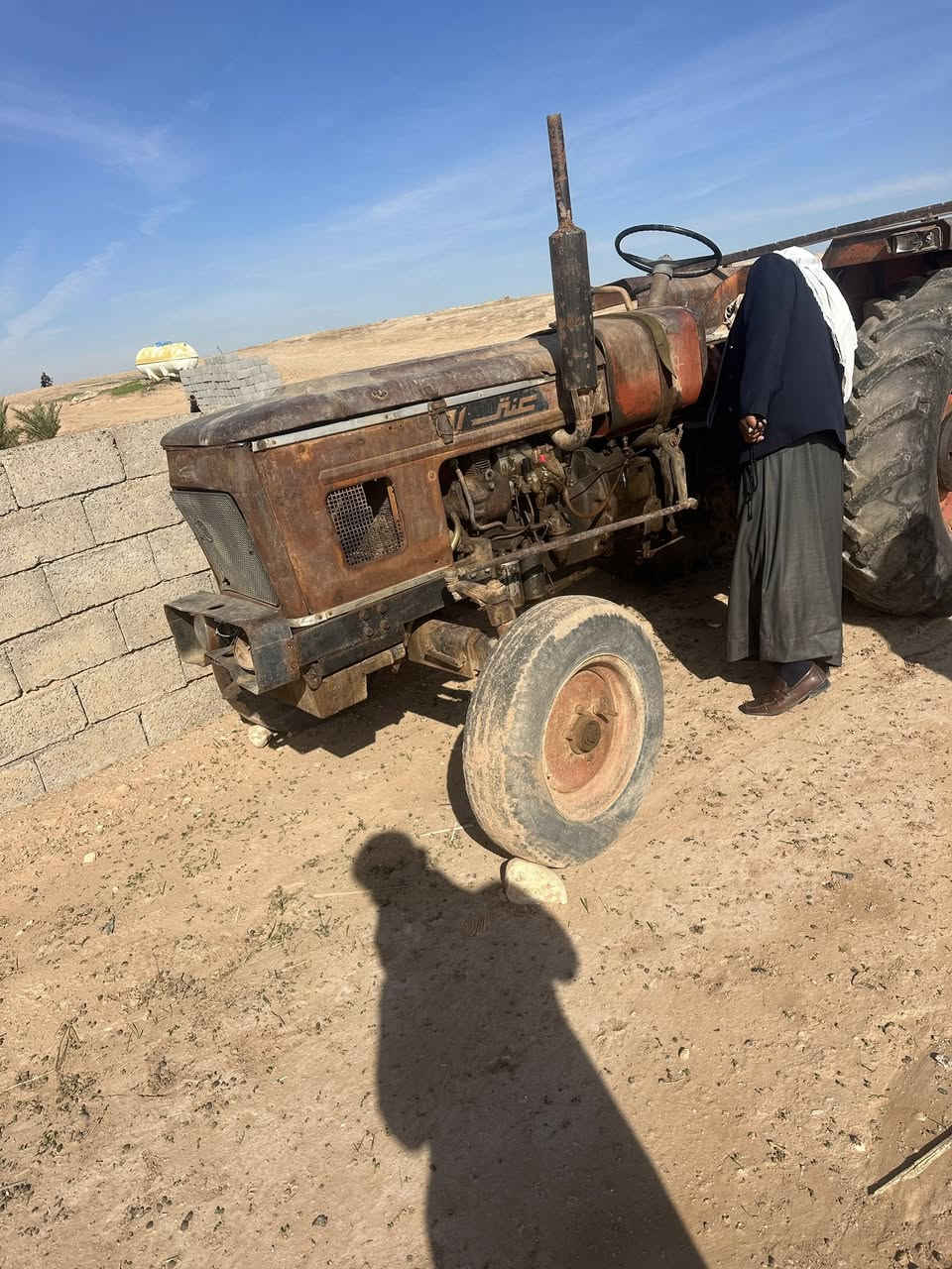 مكينه للبيع  هيه وفدان  وراها المكان ديالئ الشراي يتصل ***********
