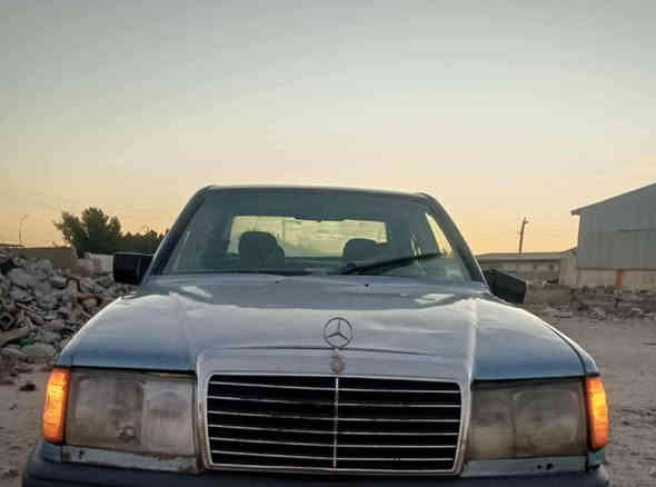 مرسدس دب لبيع اومراوس حسب القناعه محوربطه بيه بكن سعرخاص ***********
