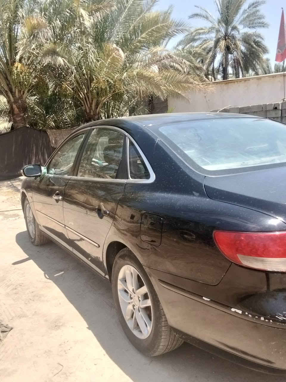 ***********
اخوان السلام عليكم هونداي ازيرا 209سياره خير من الله مكفرله من محرم وكير وحداديه السياره جاهزه من كلشي ما بيعه اي نقص سعر السياره95وبيهه مجال مكان السياره واسط الصويره
