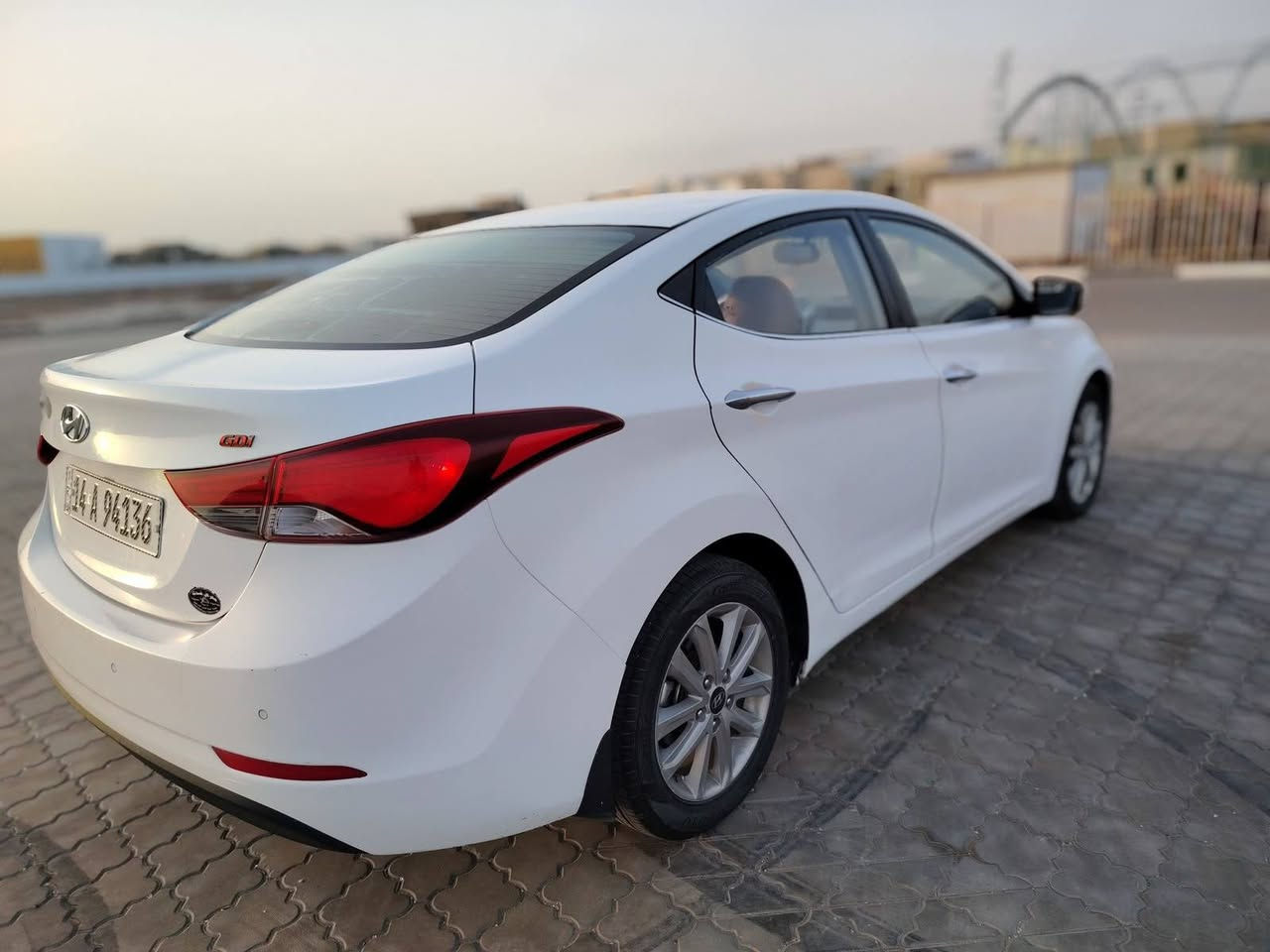 هوانداي افانتي 2015 للبيع 
_ وارد كوري مكينة GDI1500
تبديل بنيد و باب داخل العراق
٤ قطع صبغ تجميلي بسيط
باقي السيارة جاهزة تحكمات كاميرا وشاشة وتبريد وكله كفالة حدادية جديدة 
التواصل *********** البصرة, العراق
