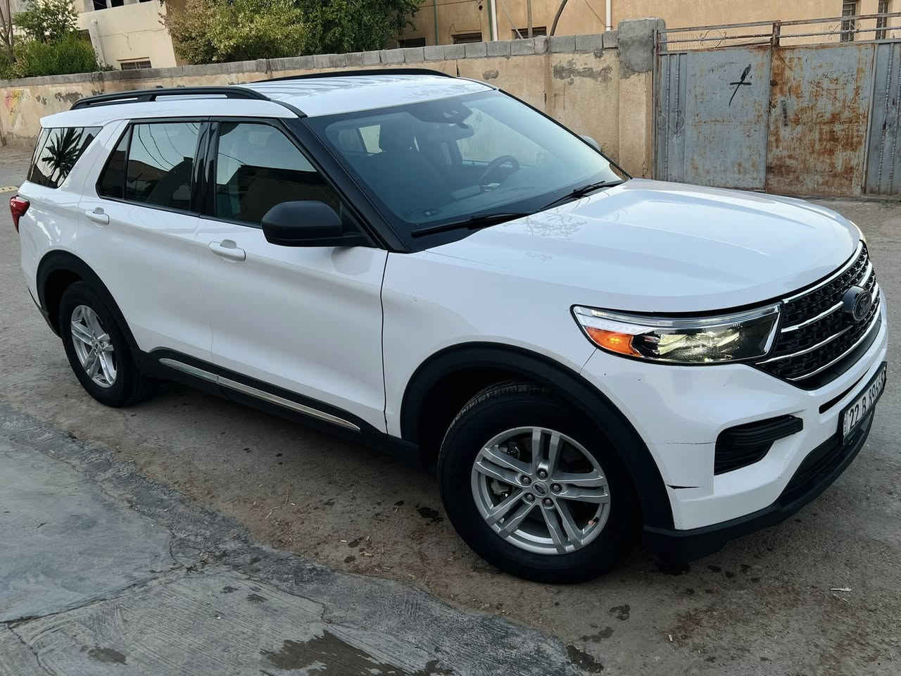 السلام عليكم
فورد اكسبلور 2021
لون ابيض 
رقم اربيل 
مواصفات XLT 
تشغيل بصمة 
بصمة ابواب 
كامرة خلفية دوارة 
كشنات vib منفصل 
كشنات كهرباء 
شاشة لمس 
صندوق شفط 
حساسات خلفية 
محرك 4 سلندر تيربو 2300cc
العنوان ديالى شهربان 
السعر 205 بي مجال قليل 
***********
