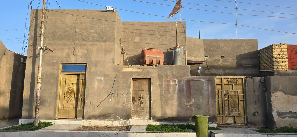 السلام عليكم بيت للبيع طابو بحي الاحمدي الاتصال على الرقم ***********
