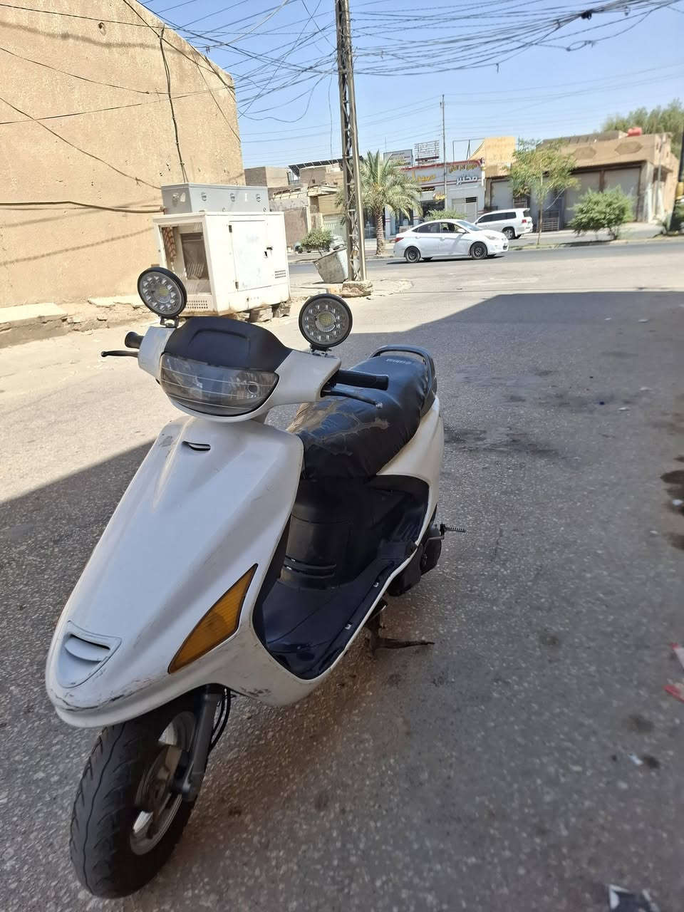السلام عليكم دراجه فراشه للبيع  الدراجه ماعايزه كلشي كهرباءيات  فول الدراجه مفتوحه فقط  السعر ٤٥٠ وبيه مجال مكان نجف مكتب الرشيد ***********
