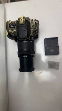 للبيع فقط فقط ما اراوس ابيع فقط كامرات عدد2 كانون 1- كانون 70D بدي  2-...