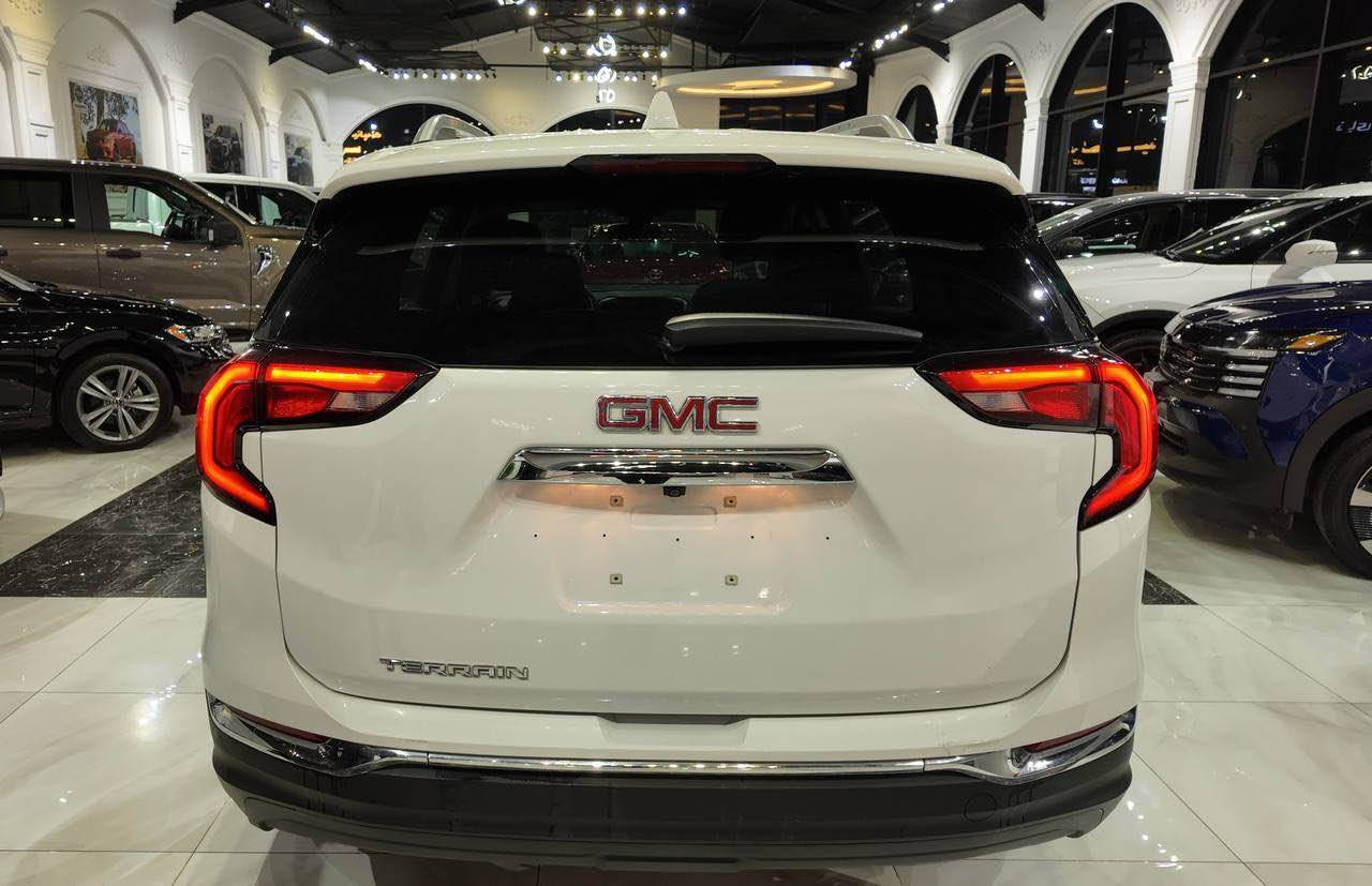 رقم اربيل جاهز ☄️
عربى/کوردی
جي ام سي
تيراين, SLT, 2021
عدد الأميال : 49,000 ميل
ضرر: 2 قطعة 
سلندر: 4 سلندر
محرک: 1.5
السعر / 15,800$ 🔥
الكاميرا الخلفية - التحكم على المنحدرات - بصمة - مثبت السرعة - شاشة - 6 وسادة هوائية - مصابيح زينون الأمامية - المصابيح الأمامية ليد - أبل كاربلاي - كشافات ضباب

العنوان: اربيل  -  شركة فانسي كارس
   شارع  ١٠٠م مقابل كورد نفت

☎️-0750-511-05-05
☎️-0776-511-05-05

**********
جی ئێم سی
تیرەین, SLT, 2021
ماوەی ڕۆیشتن : 85,000 كم
بۆیاغ: 2 پارچە
پستۆن: 4 پستۆن
بزوێنەر: 1.5
 نرخ / 15,800$🔥 
کامێرای دواوە - ڕاگری نشێوی - بەسمە - دیاریکرنی خێرایی - شاشە - 6 پەڕەشووت - لایتی پێشەوەی زینۆن - لایتی پێشەوەی لید - ئەپڵ کارپلەی - بلاجکتۆر
Rear Camera - Hill Holder - Keyless Entry - Cruise Control - Screen - 6 Airbags - Xenon Headlights - LED Headlights - Apple Carplay - Fog Lamp
العنوان: اربيل  -  شركة فانسي كارس
   شارع  ١٠٠م مقابل كورد نفت

☎️-0750-511-05-05
☎️-0776-511-05-05 أربيل, العراق
