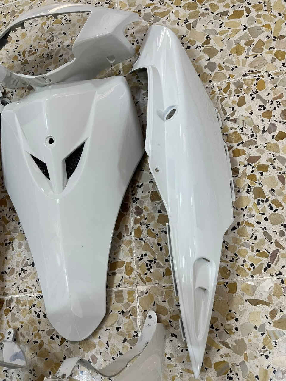 سيت كامل اربع ولفات جيب وشد ليطه كلهن كامله كلش نضيف
توصيل ماكو ماكو 
مدينه الصدر


**إذا كنت صاحب هذا الإعلان وتريد حذفه لأي سبب، رجاءا أرسل رسالة إلى الدعم الفني**