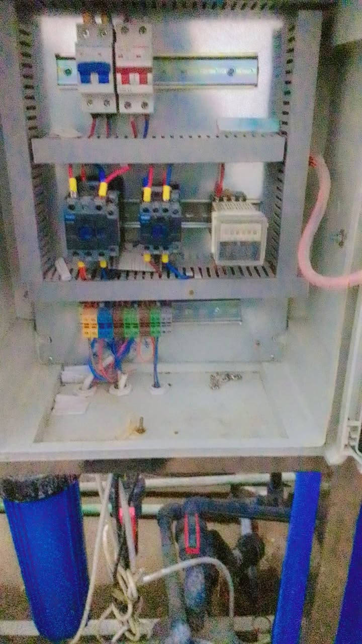 السلام عليكم  عندنا محطه للبيع والسعر خاص ***********
