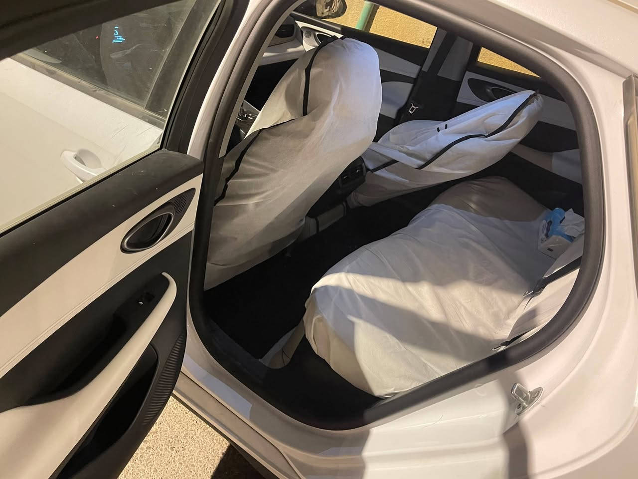 بي واي دي byd
سيل فايف م25 بصره حرة شرط تحوويل
 ماشيه 7 الف كيلو 
كفاله عامه
 غراضه كامله وياها كابينة الشحن  16 امبير
المكان البصرة
*********** واتساب
السعر 128 ورقة وبيها مجال قليل
