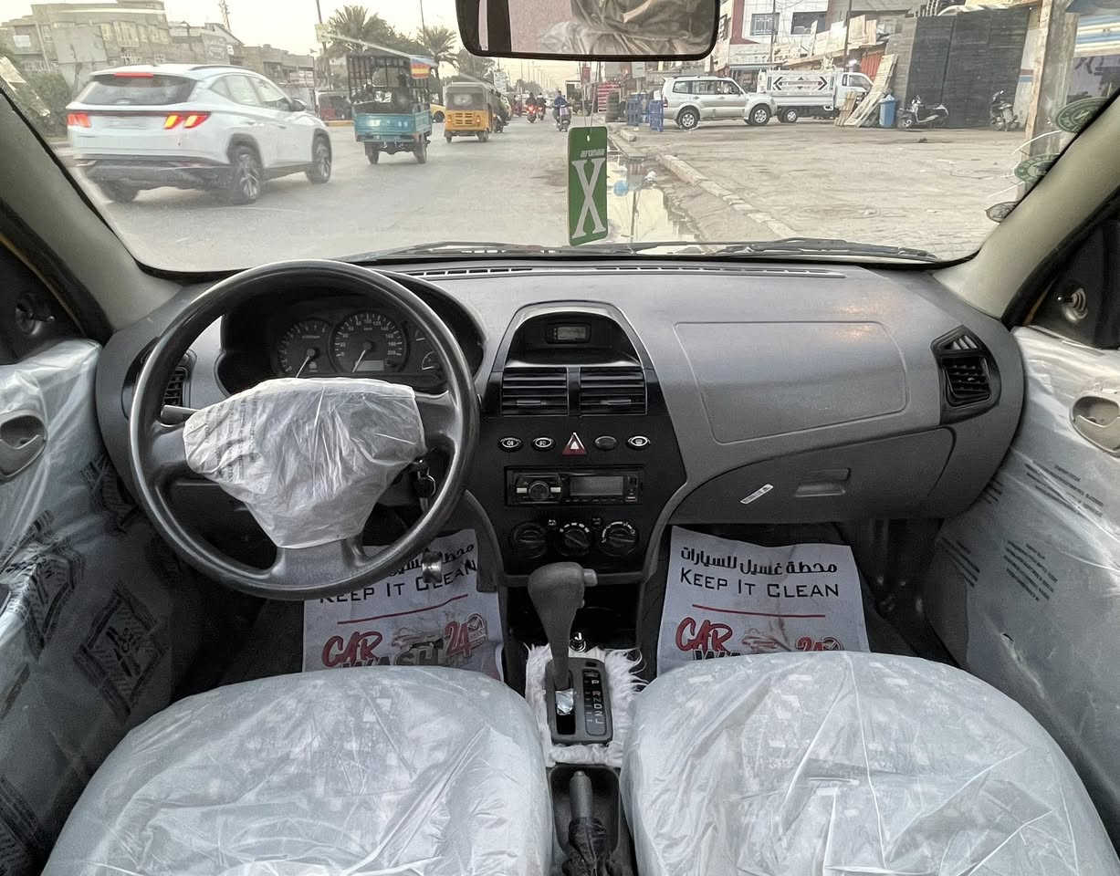 طيبه 2015 مكينه وكير اوتماتيك مال كورلا سياره مابيها صبغ ولا ضربه فقط بنيد مبدل والباقي كله بلادي سياره حيل نضيفه تراي وين مايعجبك رقم بغداد انكليزي بأسمي شرط التحويل سعر 38 وبيه مجال مكاني بغداد حي النصر ***********
