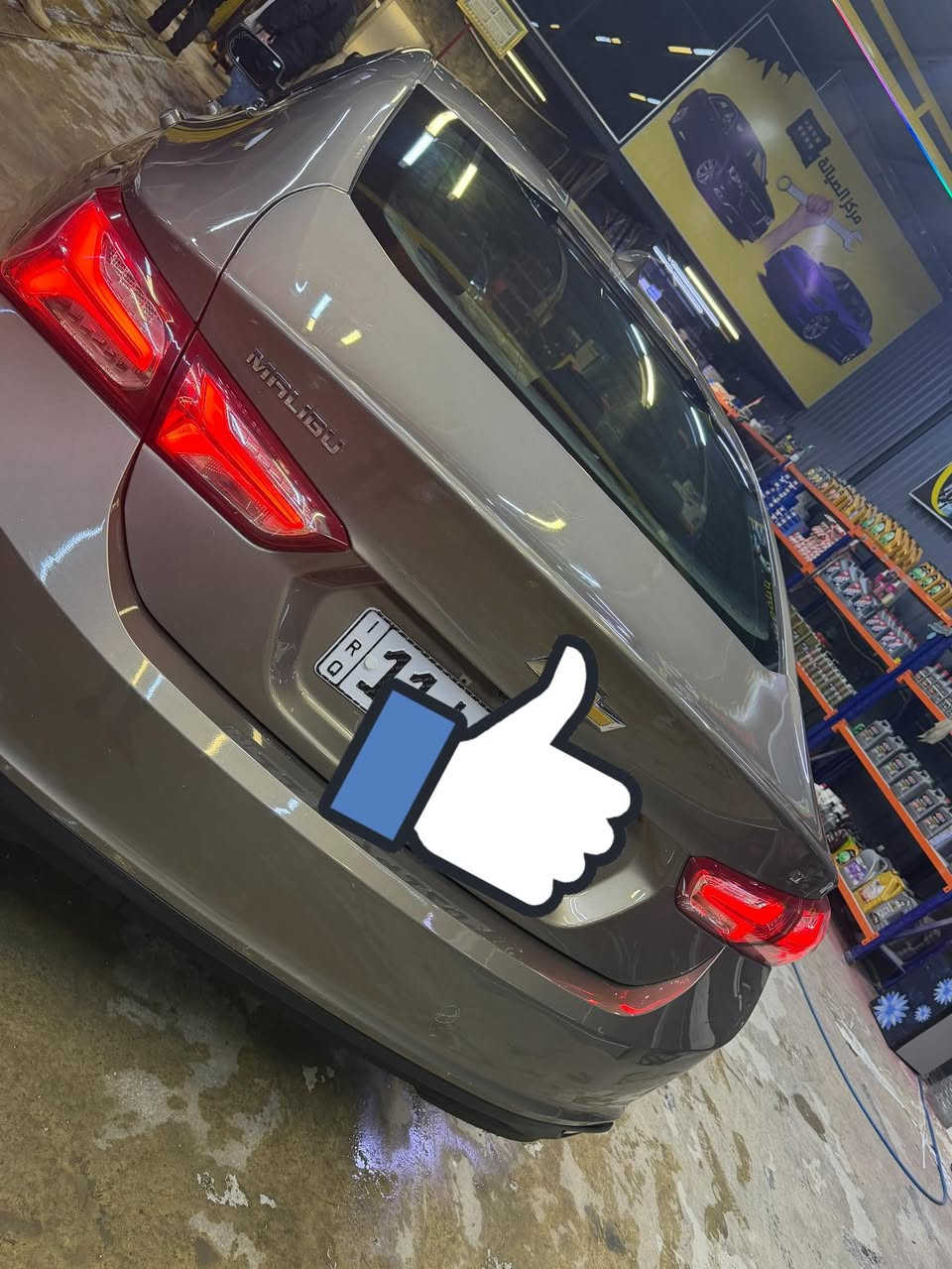 ماليبو موديل 2020
السياره مواصفات LT
بصمه بيبان
تشغيل عن بعد
تبريد قطعتين
فول عده الفتحه 

حادث السياره دعاميه إماميه وغشم البنيد 
السياره جديده 
بدون شاصي ولا لغد كير مكينه كفاله 

ماشيه 54 الف 
السياره باسمي تحويل ثاني يوم 
رقم بغداد 
عنوان السياره بغداد 

الاستفسار 
 واتساب أو اتصال ***********
