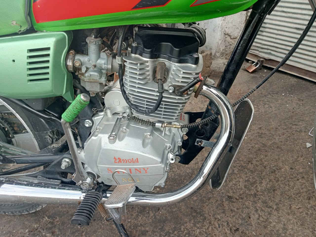 سلام عليكم اخوان عندي هاي الدراجه سافين موديل 2019 مكينه 2019 مكينه محسن خمسه كير دراجة مال جناي والله العظيم خير من الله خاص مفتوح هاذا رقمي *********** الصور كدامك اذا مراوس هم يرهم مكينه ما مفتوحه ع الشركه السعر 450
