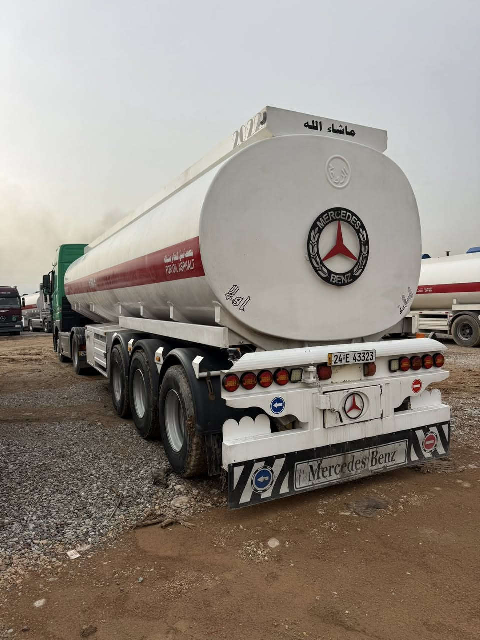 اكتروس حواجب جانمبو موديل 2012 حجم 1844 صهريج فصال روعه موديل 2021  السياره كفاله عامه ارقام جديد سياره سنوتين راس وعربانه للاستفسار: ***********
