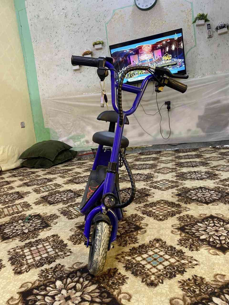 سكوتر كهربائي شبه جديد للبيع
• يتحمل وزن لحد 80 كيلو
• قابل للطي وسهل الحمل
• ضوء أمامي قوي + إضاءة جانبية ملونة
• ثابت ومناسب للأطفال والمراهقين
• استخدام أقل من أسبوع فقط
• يجي ويا الشاحنة الأصلية
• ما بيه أي عطل أو كسر
• سبب البيع: طلع صغير على أخوي الصغير

💰 السعر: 145 ألف
📉 بيه مجال بسيط للجاد

📞 للاتصال / واتساب: ***********
