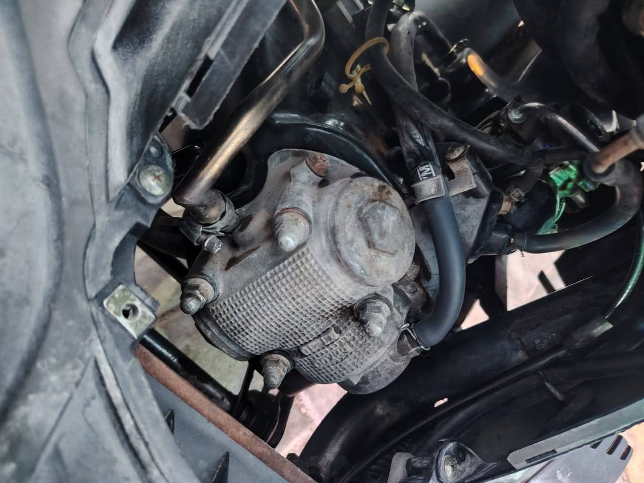 ماكس مضلع
مكينه 49 بلادي نشطة مكفوله
كفراتها بلادي بس الكفر الكدام تعبان 

نقوصاتها بسيطه 
 سلف محترك / شغاله من اول هندر
ستاند وسط 

سعرها 450 وبيها مجال

مكاني بغداد حي القاهرة
***********
