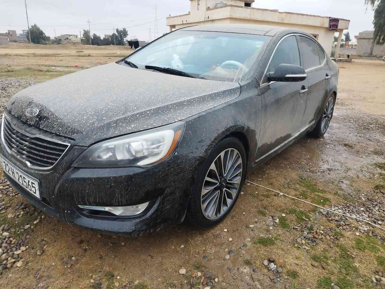 السلام عليكم كيه كادنزا موديل 12 خليجي فول الفول رقم دولي.   سنويه 28اربيل بسمي شرط التحويل والوكالة كير ومحرك كصه شرط صدر خلفي امامي تيرات 4جديد  السياره بدون ضرر محرك 3500 تبريد خلفي امامي برده خلفي كهرب بل كشن تبريد تدفئه بيها مواصفات هواي مرواس ***********////***********  بدون صبق
