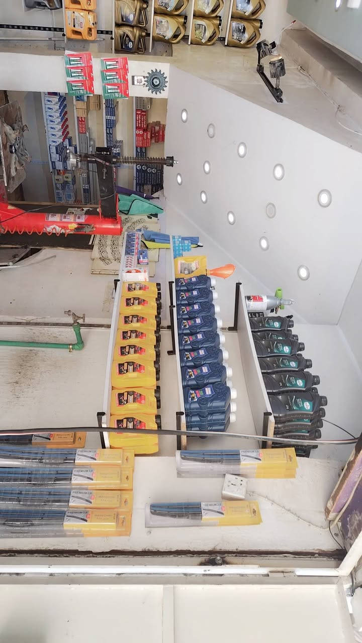 تم علـّۓ  بركة •اللّـہ̣̥ تعالى افتتاح
محل صيانة  خدمات علي الصالح 
تبديل جميع  انواع الزيوت والفلاتر والبنچر
 وغسل جميع السيارات وجميع الخدمات
بأدارة الشاب الخلوق والمكافح حسن الزيدي 
يرجى م̷ـــِْن جنابكم الكريم دعم هذا  الشاب الطيب
جزاكم •اللّـہ̣̥ الف خير
العنوان علي الصالح قرب جامع الرسول الاعظم
الاتصال ع الرقم
*********** ومن •اللّـہ̣̥ التوفيق والرزق الحلال
