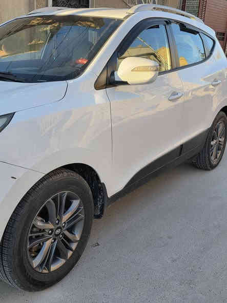 السلام عليكم 
توسان للبيع 
موديل 16
مكفوله كفاله عامه بيها بارد.
وارد خليجي 
رقم بغداد 
السنويه بسمي +رقم دولي تحويل مباشر 
الاستفار 
***********
