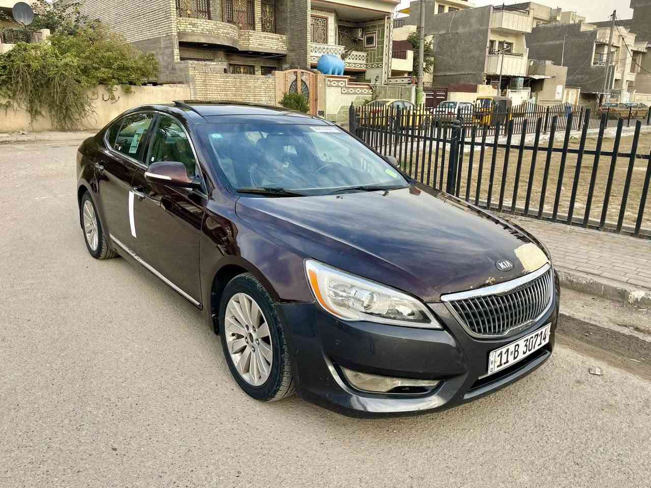 السلام عليكم كيا كادنزا 2011 وارد خليجي بيها مكانات صبغ اثر جراد فول مواصفات مكينه 6 سلندر كير ومكينه لاصرف ولا بخار صدر تايرات تبريد كله جديد مواصفات  بانوراما بصمه تشغيل وابواب مري شفط كشن ذاكره وكهرباء وتدفئة وتبريد برده خلفيه حساسات تحكم جهتين كامره دواره تبريد بيانو لدات خلفي امامي دبل صالنصه سياره جاهزه من كلشي مكانها بغداد السعر 88 وبيها مجال ***********
