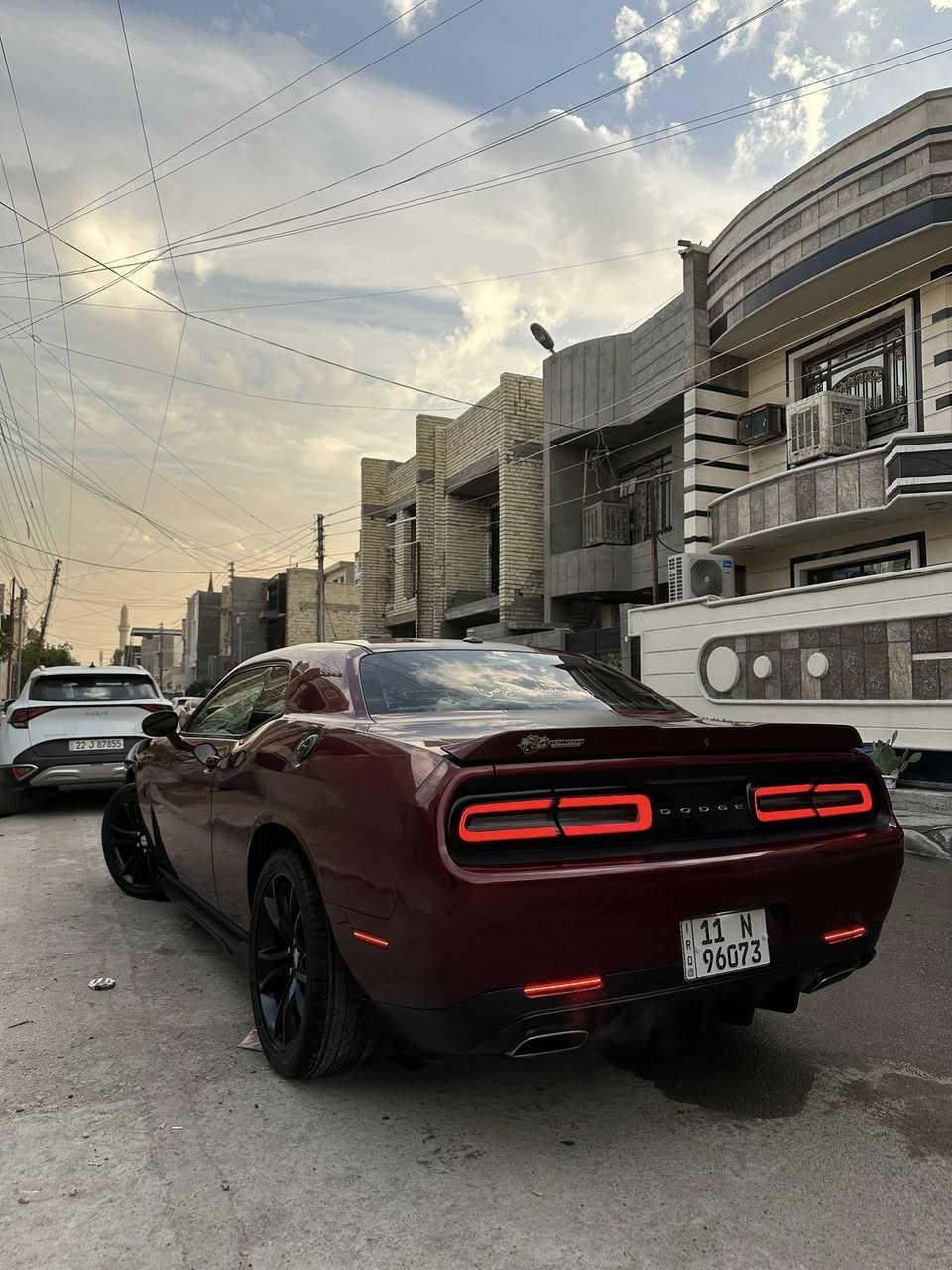 سلام عليكم للبيع او مراوس ب كورلا هايبرد او اربع ابواب لن محتاج فرق جالنجر 2019 Sxt مكينه 3600 ماشيه 75 عليها كت كامل مال SRT من بنيد وبجم ودعاميه خلفيه ودفيوزرات ودركه SRT وشفتات وترايش صفاح ويل كاب وبل اضافه عليها برمجه و دبات صوت وبوابات واكزوز يطفه ويشتغل بل ريموت تحوليه صوت رعيد سياره مصروف عليها خير من الله لون مميز كرزي رقم بغداد بسمي الجديد وهزه جديده وسنويه مصار شهر جددتها ل سنة2030 حادثه جاملغ وبنيد قطعتين فقط مال حلاق شوفت عينك ماشالله سياره تحفه ما نقصها حبايه السعر 183 وبيها مجال للاستفسار *********** مكان بغداد حي الجهاد
