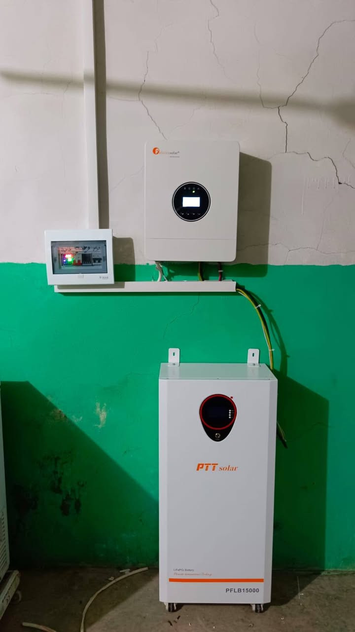 شركة الشروق للطاقة الشمسية النظيفة
خيارك الامثل نحو مستقبل نطيف ومشرق

تم بحمد الله تنصيب  منظومة طاقة شمسية نظيفة 
  في محافظة صلاح الدين قضاء الشرقاط الساحل الأيسر قرية اسديره الفياض 

للأخ رياض احمد الياسين
الف مبارك يستاهل كل خير 

 / الثلاثاء / 27/ 1 / 2026

 قدرة المنظومة 
👍  14 أمبير ليلي و 14 أمبير نهاري 🔅 💫💥

مكونات المنظومة
بطاريه 15 كيلوواط عدد 1 
اتفيرتر 6 كيلو واط   عدد 1
الواح عدد 7

عاشت ايديكم الكادر المميز
بقيادة الأستاذ ناظم الصحن 
و  الأستاذ عياد الجبوري 

مواد اصليه من ارقى الشركات العالمية 
ضمان حقيقي مع وصل مختوم باسم شركتنا 
صيانة  كادر متخصص في صيانة المظومات بشكل دوري وفي اي وقت  

شركة الشروق للطاقة الشمسية النظيفة مستعدون لشد وتنصيب الطاقة الشمسية خارج وداخل المحافظة وبسعر مناسب جدا 
متوفر منظومات طاقه شمسيه ونقد اقساط عن طريق ماستر كارد او كي كارد الرافدين حصراً 
موبايل 
 استاذ سعيد *********** 
استاذ ناظم ***********
