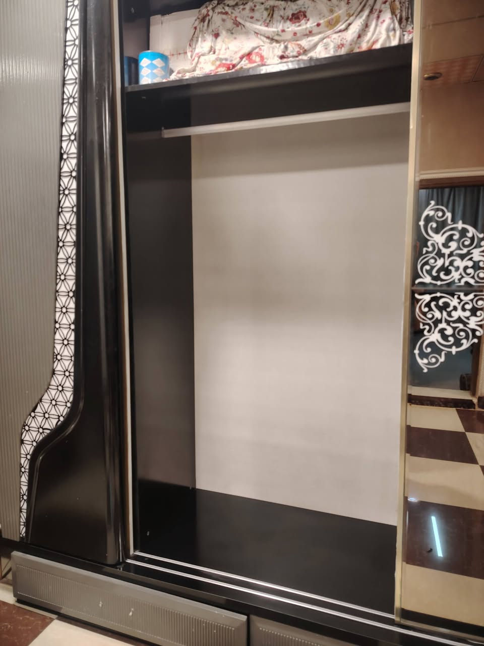 غرفه تركيه نضيفه كلش وجاهزه *********** موجود واتساب
