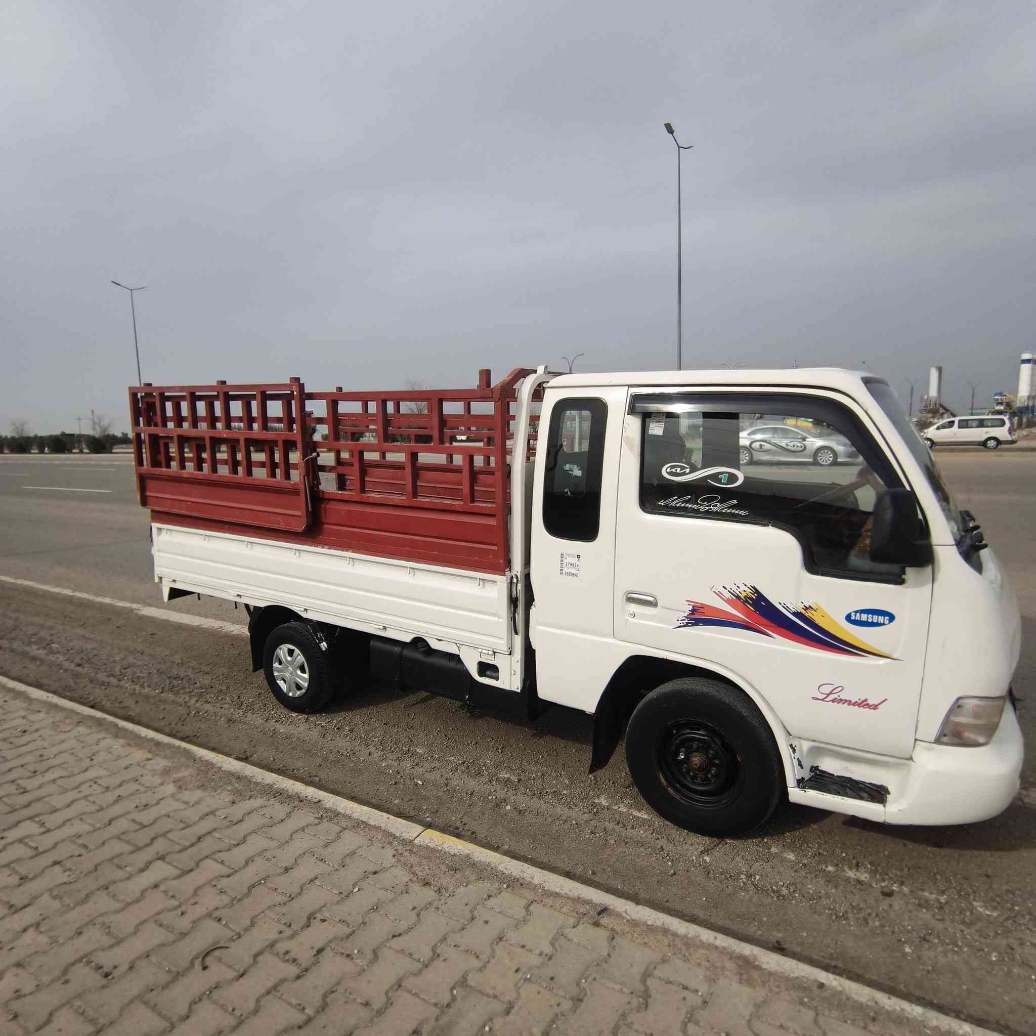 للبيع كيا سامسونج رقم نينوى منتهي إب 2019 صاحب رقم موجود إب موصل كير واكسل ومحرك شرط محرك كيا 2700 سعر 60وبيه مجال مكان سياره كركوك ***********
