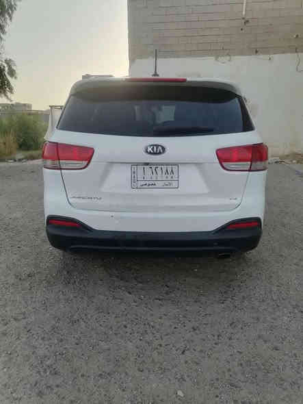 (مكلف بالنشر)
- سورنتو 
- موديل٢٠١٨
- وارد امريكي
- ٦ سلندر
-سبعه راكب
- سنوية بأسمه تحويل مباشر
- ضرر بنيد وملاحظات بالكشر 
- السعر ١٨٠$
- رقم صاحب السيارة/***********
