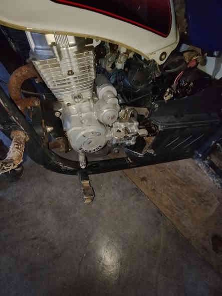 ستوته للبيع 2018 محرك مفتوح مجفت على يدي الله شاهد رقم واحد خياس ما بيه ستوته اوراق كامله نضيفه كلش كير بوكس جديد.   رقم ***********
