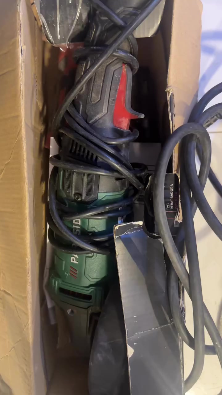 ثنينهن شغالات ونضيفات كلش بس اعتقد يرادلهن فحمات الي يفيدنة يراسلني وبالخدمة


**إذا كنت صاحب هذا الإعلان وتريد حذفه لأي سبب، رجاءا أرسل رسالة إلى الدعم الفني**