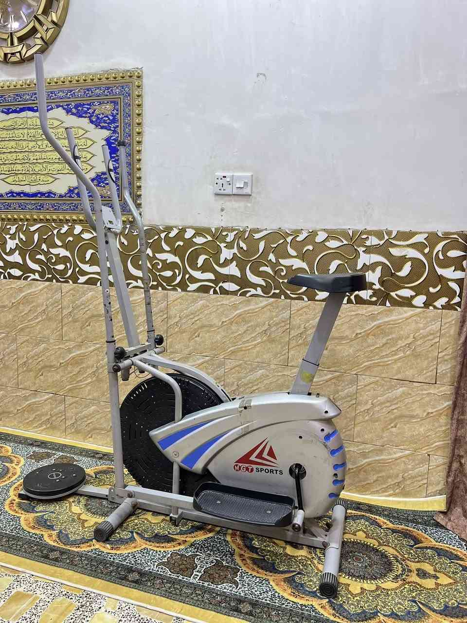 مسطبه ب50 الف+اوبتكال جالس واقف ب125 الف بغداد يوجد توصيل محافظات ***********

