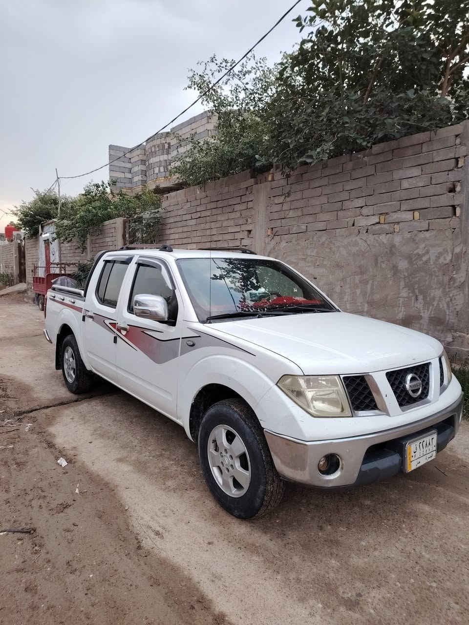 السلام عليكم نيفارا 2009محرك مجفت ياباني اصلي سنويه 28شهر 6 سعر ٩٠ وبيهه مجال عنوان البصره الهوير تلفون ***********
