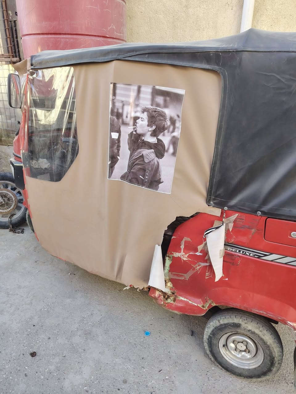 تكتك رقم وسنويه مديل ١٨ بيه ضربه صفح طبت بيه تكتك سعره ٣ وبيه مجال رقمي *********** ماعجبك السعر اعبر المنشور شراي يتصل
