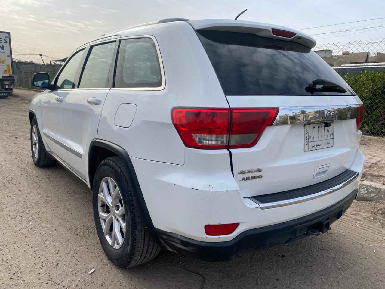 السلام عليكم. جيب 2013ابيض لاريدو. بعداد. كير محرك حدادية. تبريد كله جديد.  بامريكه. حادثه كلش حلو.   الجاملغ والباب الخلفي. وهنا بالعراق.  نطخت. ونرشت.  قطعتين. يعني ابيع اربع قطع. السونار خاص.  السعر 159 مكان السياره.  بغداد. الشعب حي الصحة 
***********
