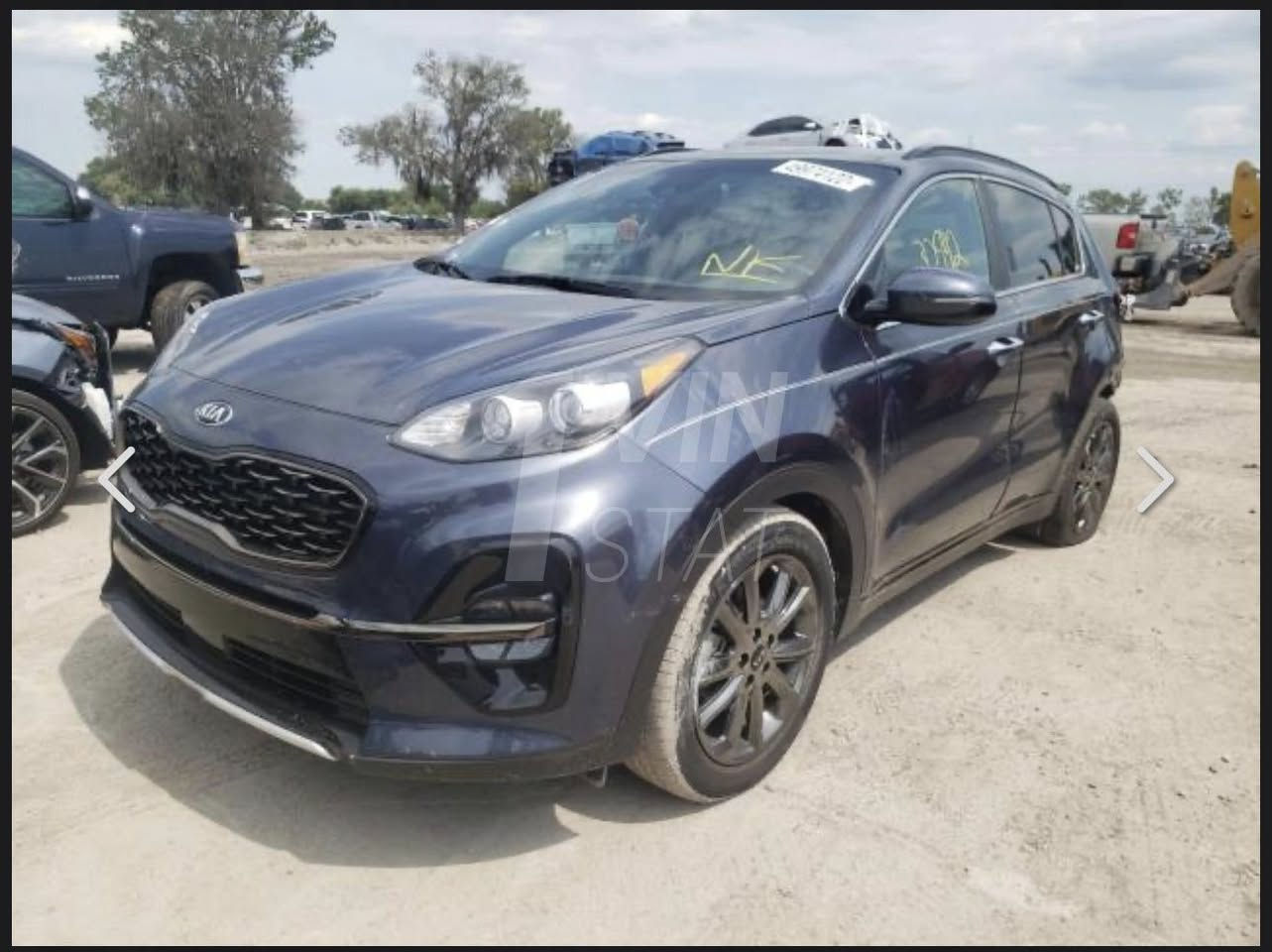 كيا سبورتج 2020 وارد امريكي
#ترهم_مراوس_عادي
الحادث موضح وبيها بارد جاملخ مال الصدر
رقم اربيل تريد تحويل تريد وكاله

المواصفات:
1_بانوراما
2_تشغيل بصمه
3_بصمات دخول
4_كشنات جلد  
5_كشنات كهرباء
6_تحديد مسار
7_قياده ذاتيه
8_فوول تحكمات ستيرن
9_شاشه عملاقه تدعم الكار بلي
10_تحكات دشبول كله لمس (TAh)
11_رادار امامي
12_رادار جانبي
13_كامره دواره
14_مري شفط
15_اشاير بلـ مري
16_قطعتين تبريد
17_جام فوول كهربائي بل كامل
18_سايد بريك كهربائي
19_اوتو هولد
20_4 وضعيات قياده
21_ويل كب 19 انج
22_مكينة 2400 GDi
23_شاحن لا سلكي (واير لِس)
24_تبريد ثلج
25_لايت LED
26_بگ لايت LED
27_لايت زينون
وبعد بيها هوااي مواصفات
السعر ١٥٩ ورقه وبيها مجال بسيط
***********
مكان السياره ديالى
