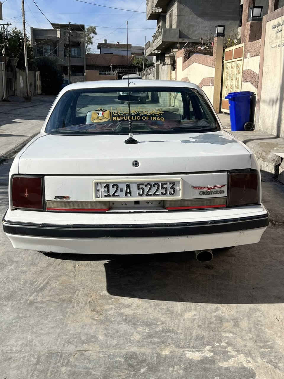 اولدز للبيع او الماروسة حسب القناعة موديل1990رقم نينوى مشروع وطني السنوية لل2029شرط التحويل كيراوتماتيك بيها دفتر بانزين كير ومحرك شرط السعر42وبيها مجال مكان السيارة كركوك ***********
