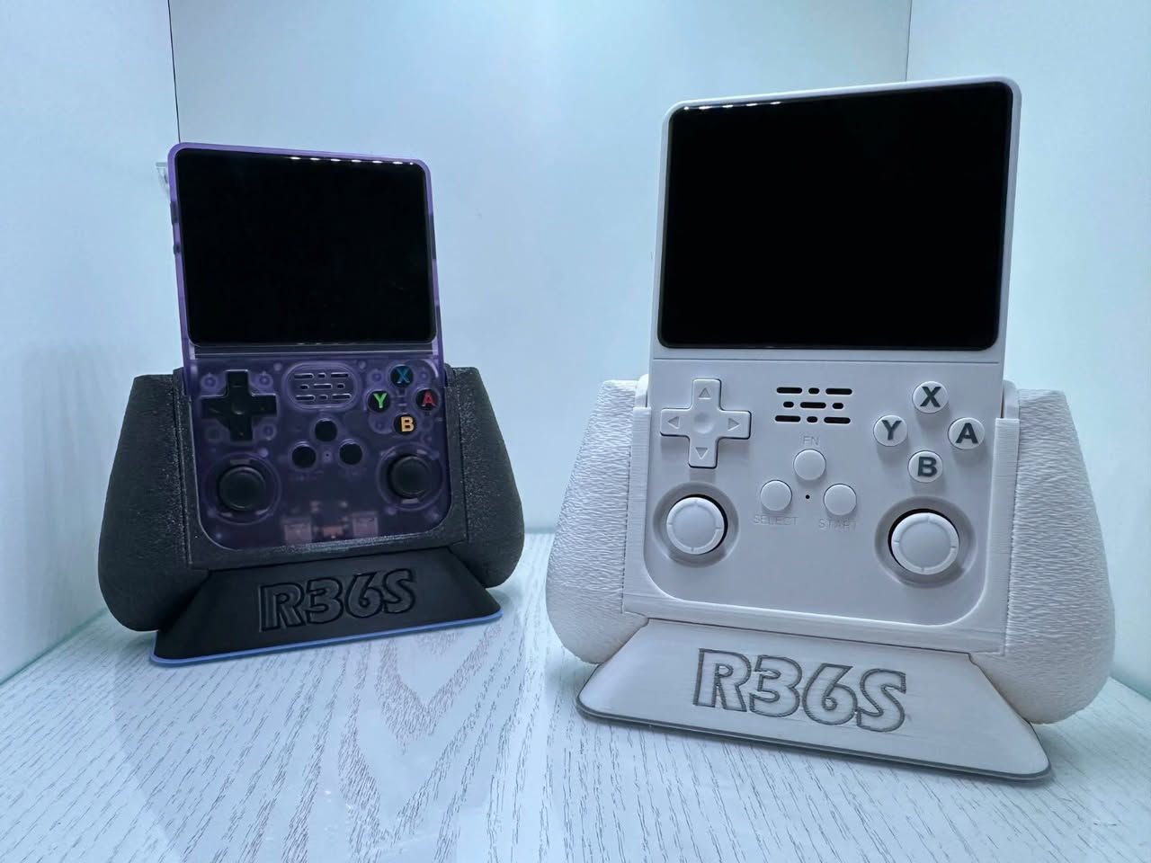 سعر القبضة 6.000
التوصيل متوفر 
مع الستاند الي يخلونه بل بورد الشبكي 
يصير 10.000


**إذا كنت صاحب هذا الإعلان وتريد حذفه لأي سبب، رجاءا أرسل رسالة إلى الدعم الفني**