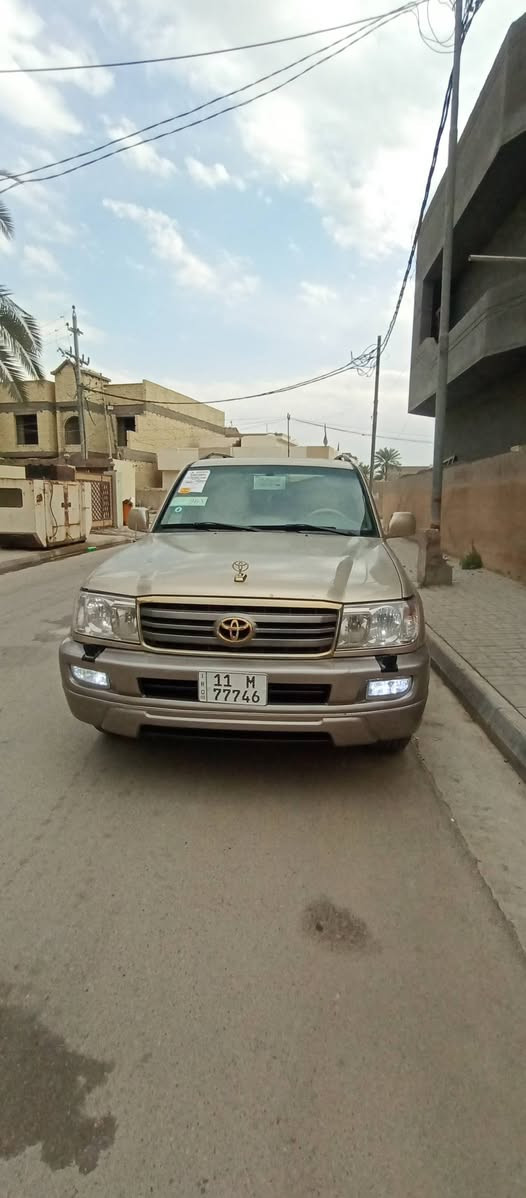 السلام عليكم لاندكروز موديل 2006 فول مواصفات مكينه 6اسلندر 7راكب 3قطع تبريد فتحه شاشه ثلاجه مكينه كير حداديه تخم تاير جاهزه رقم بغداد الجديد بسمي كفاله  عامه من الصبغ ولظربه سياره جاهزه السعر 185مكاني واسط عزيزيه ***********
