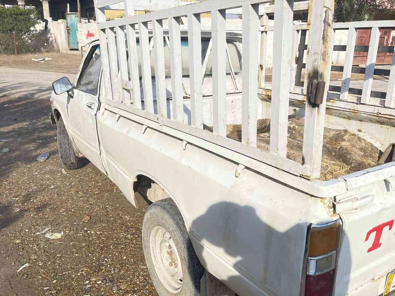 كيه تيوته قديم موديل 82 رقم الانبار
مكانها بغداد الدوره الاستفسار على الرقم ***********
