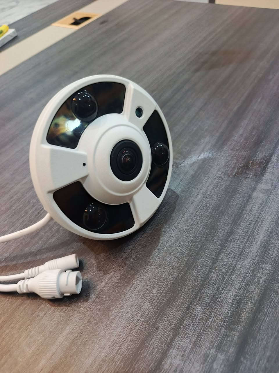 السلام عليكم كامره جديده للبيع خلي سعرك وبالعافيه ***********
