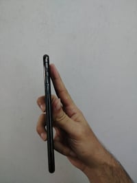 آيفون ١١ برو ماكس • ٢٥٦ • مقفول