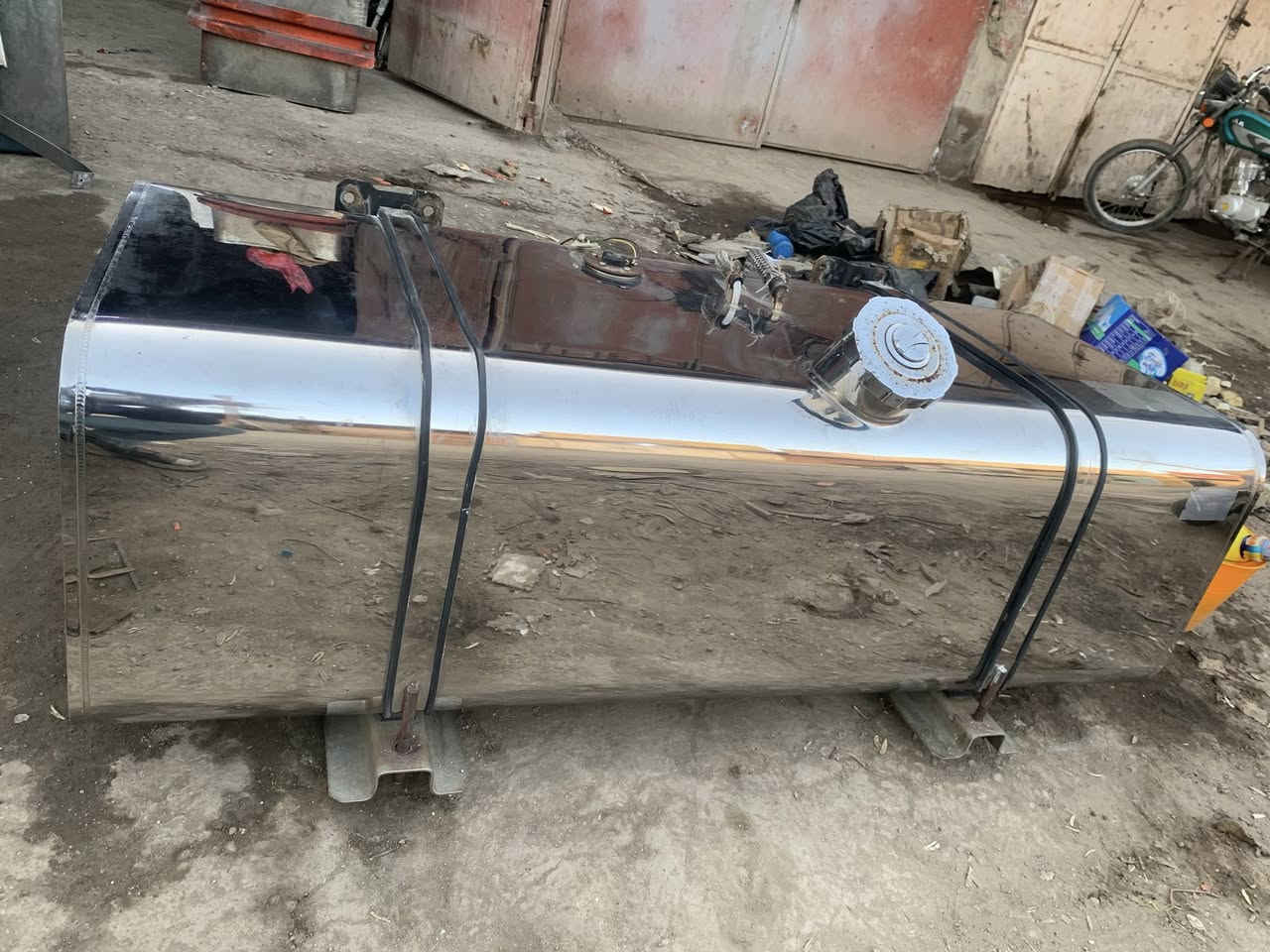 اللهم صلي على محمد وال محمد وصول وجبة جديدة من تانكيات سل استيل كنتر وجاملغات استيل كنتر متوفر جميع الاحجام موجودة للاستفسار والطلب اتصل على الرقم ***********
