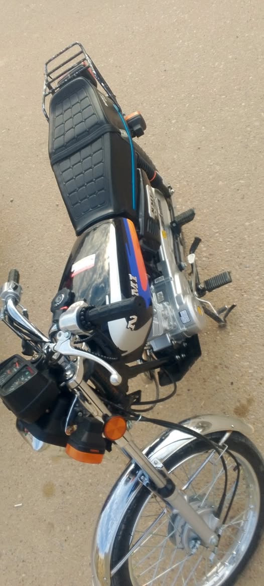 سلام عليكم دراجه البيع وراق سكنر صالهه اقل الشهر من تعمرت هاذ رقمي وبخدمت شراي***********الخاص مفتوح
