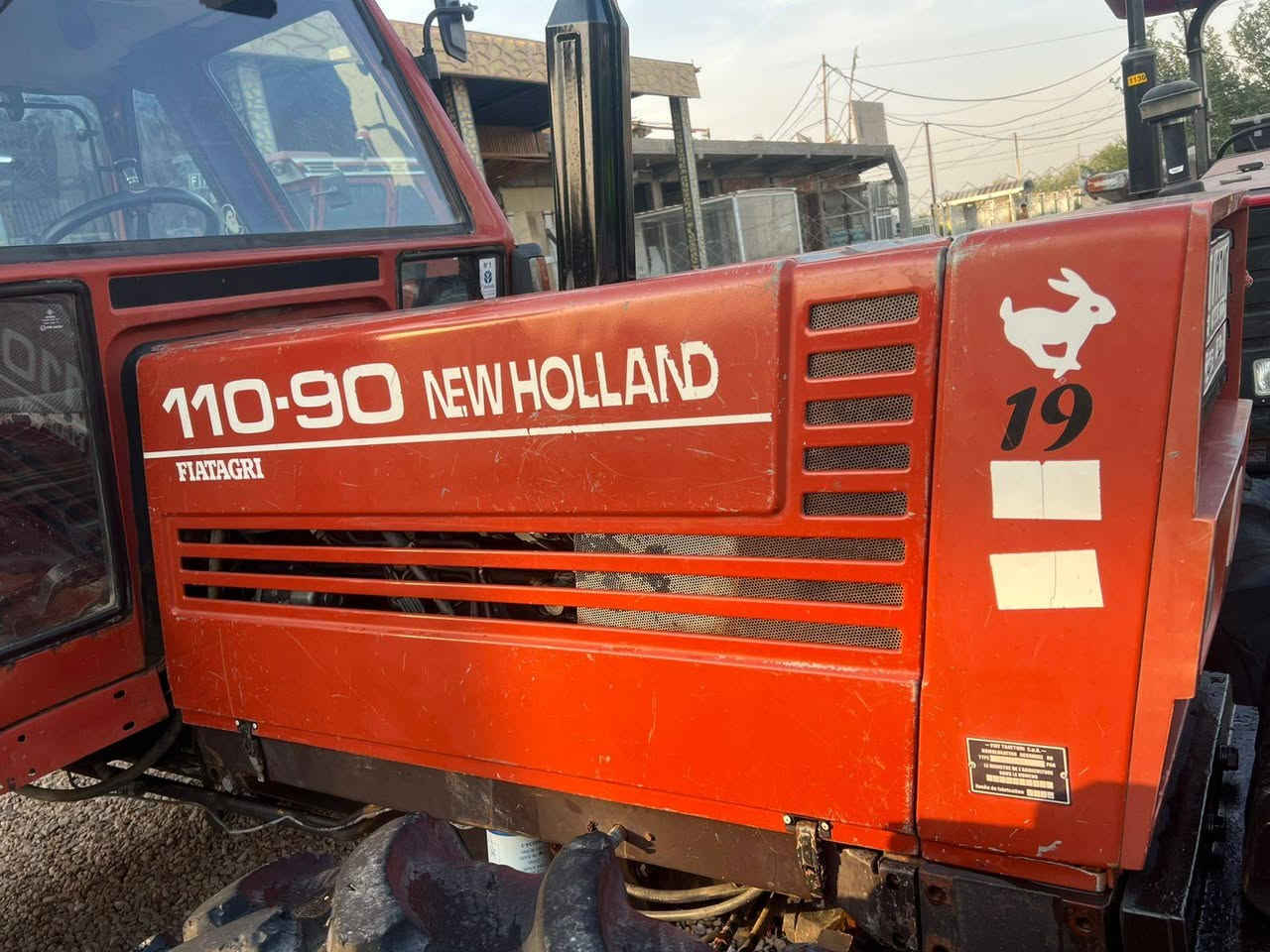 فيات ١١٠ فول مواصفات رقم واسط تحويل 
مكفوله كفاله عامه اي نقص مابيه جاهزه للعمل .
السعر ٣٥ مليون وبيه مجال ..
المكان / بابل الكفل 
للاستفسار/ ***********/***********
