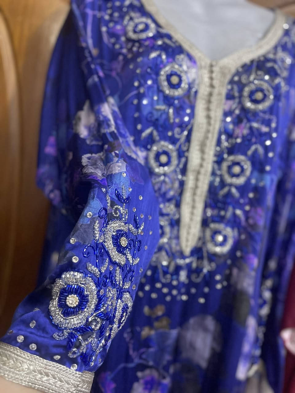 بضاعتي كويتيه داصفي ابيع بنص سعر نظافة فول وانطي ع تصريف اذا قريبه عليه  ومتوفره عبي راس كويتي الاصلي


**إذا كنت صاحب هذا الإعلان وتريد حذفه لأي سبب، رجاءا أرسل رسالة إلى الدعم الفني**